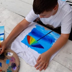 Atelier de pictura pe tricou de bumbac la Roaba de Cultura