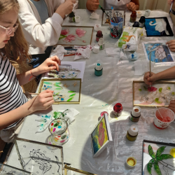 Pod intre arta si spectacol- curs de pictura la Opera Comica  pentru Copii
